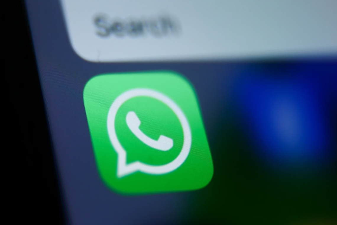 White House Bans WhatsApp on Congressional Devices