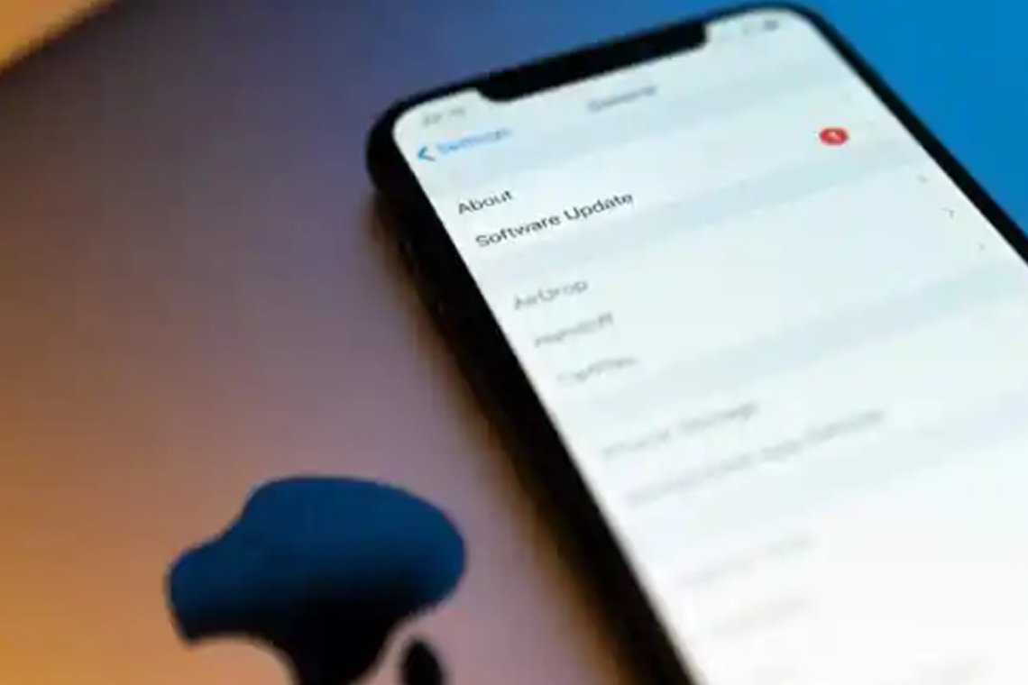 Zero-Day Vulnerability in iOS 18.6.2 Patched Following Targeted Attacks